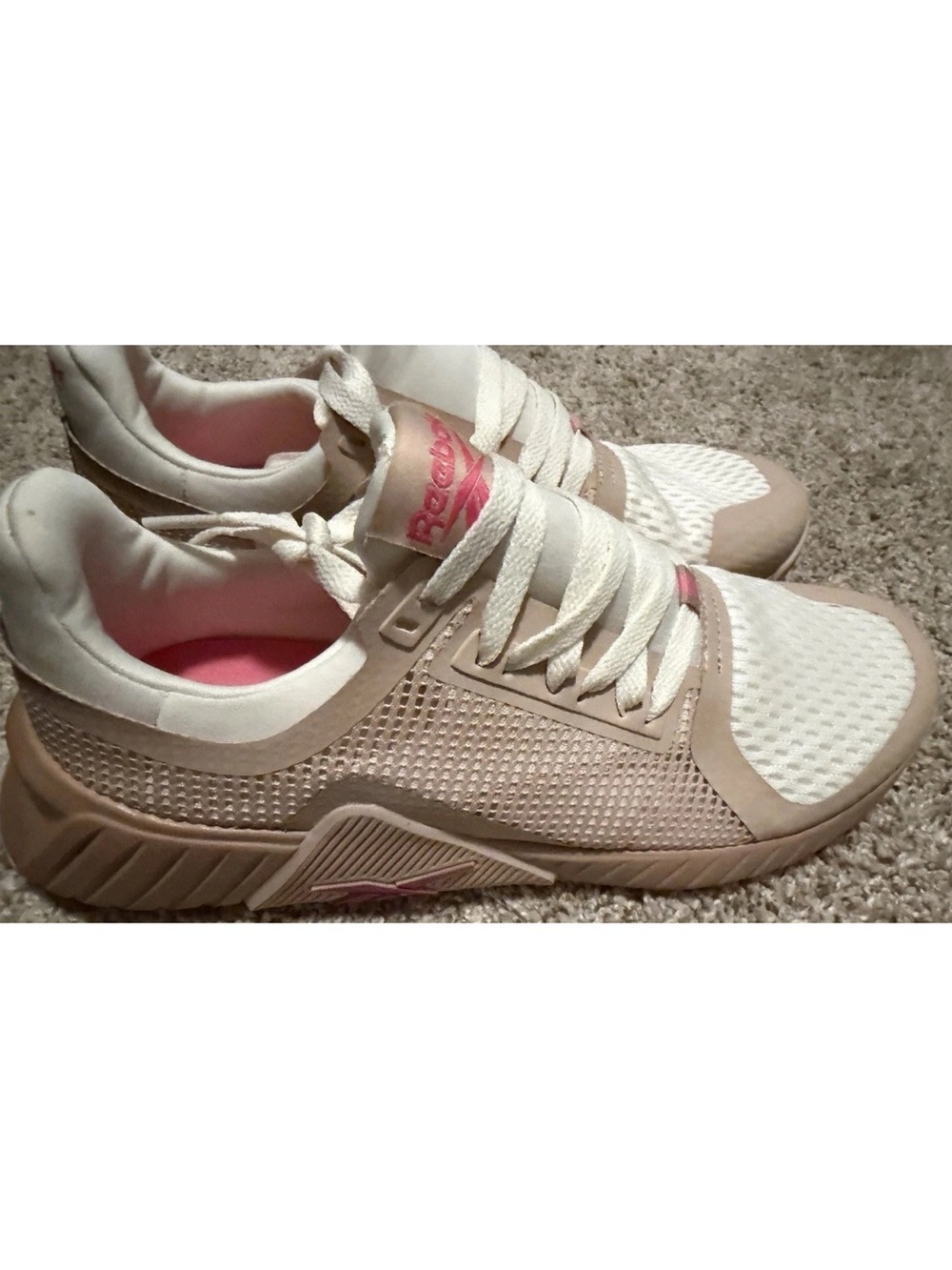 Reebok Women's White and Blush Mesh Training Sneakers LIKE NEW